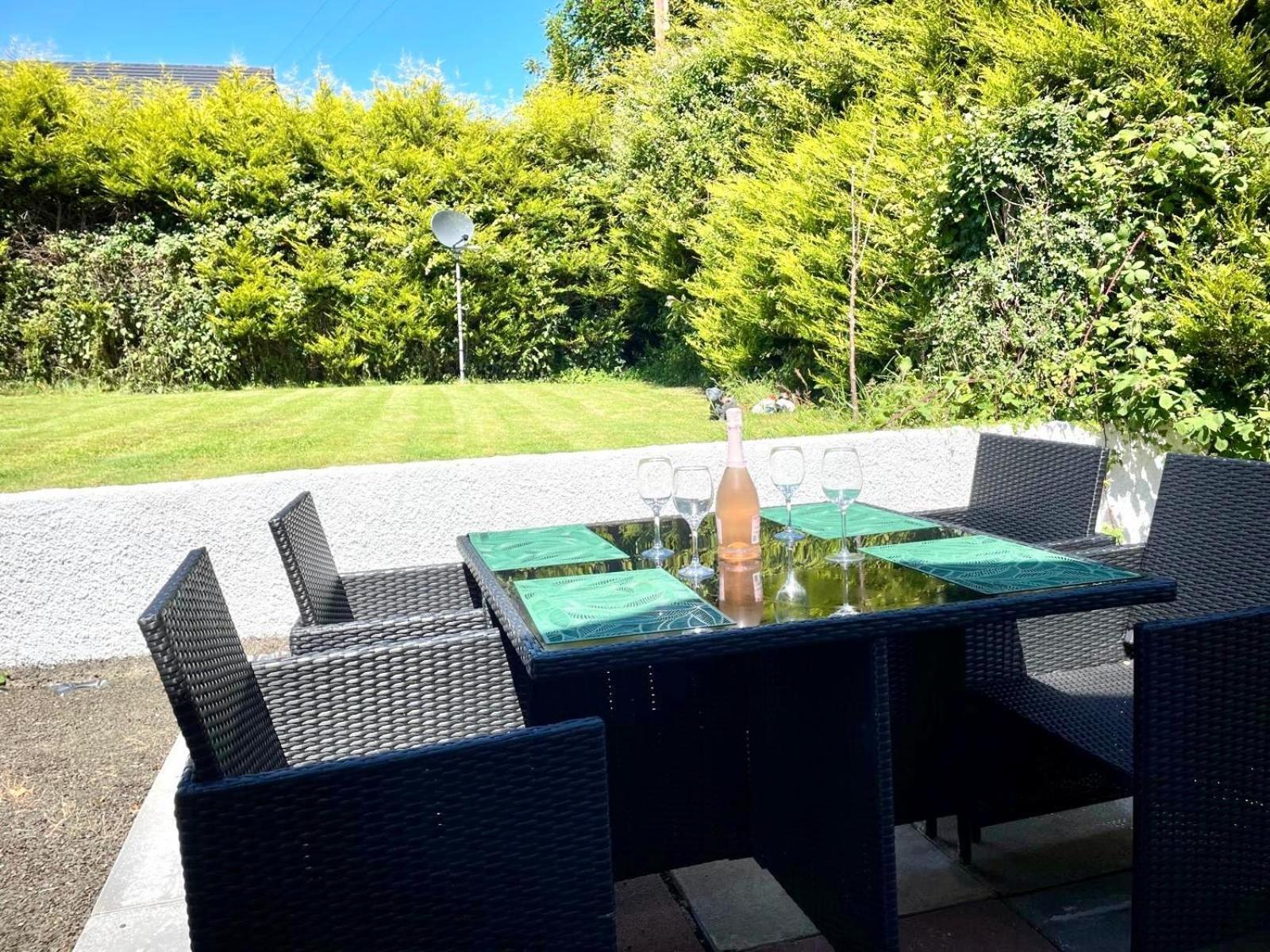 Villa Fairway House Carrickfergus Exterior foto
